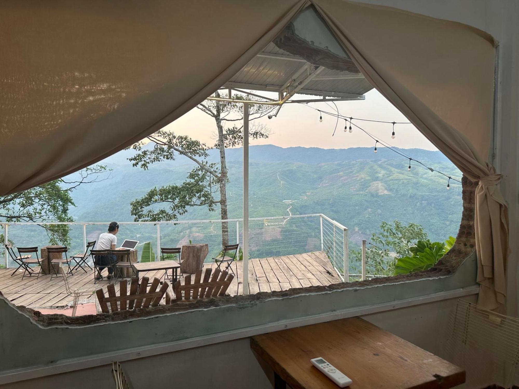Aparthotel Retro Khe Sanh Lao Bao Esterno foto