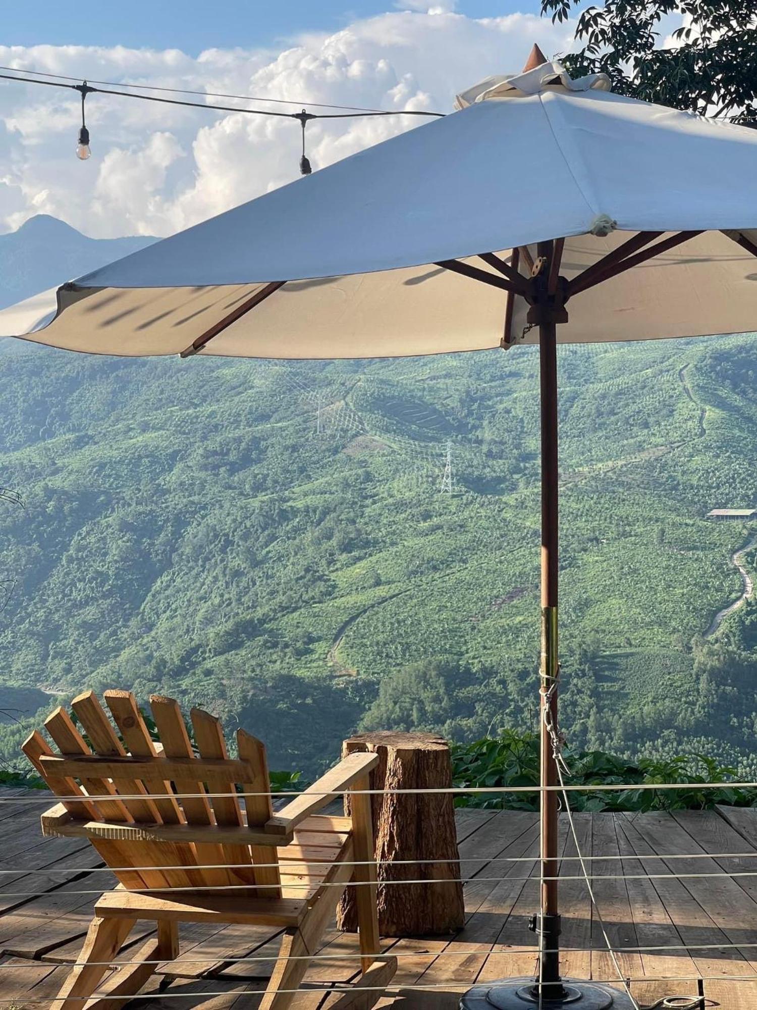 Aparthotel Retro Khe Sanh Lao Bao Esterno foto